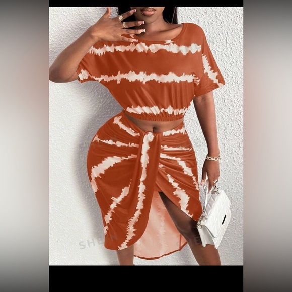 SHEIN Slayr Tie Dye Crop Tee & Pencil Skirt size XS new without tag - Picture 6 of 17